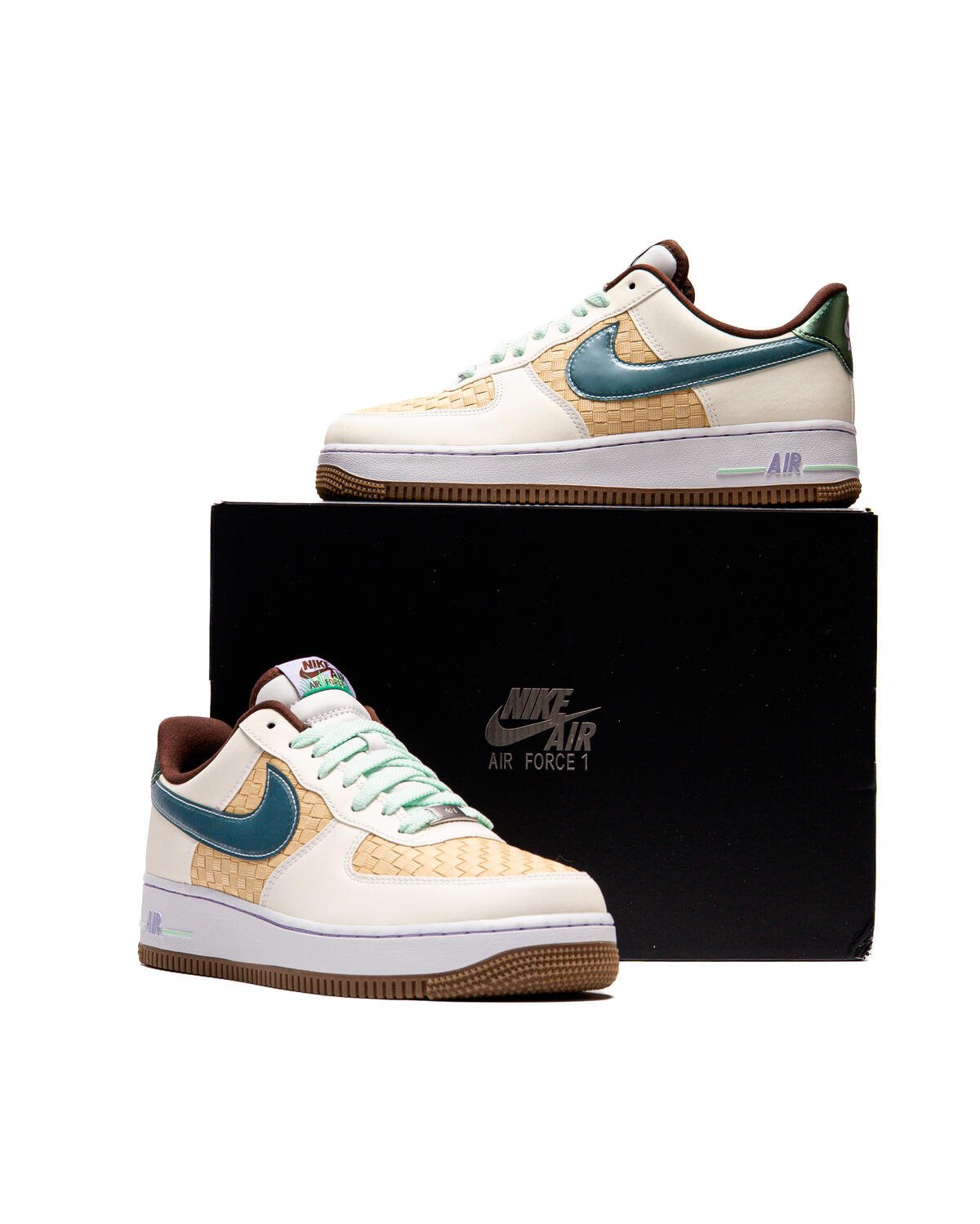 nike-air-force-1-retro-qs-
